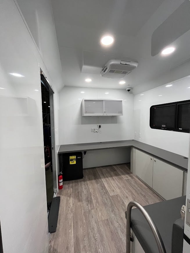 FB7 Florida blue mobile medical truck