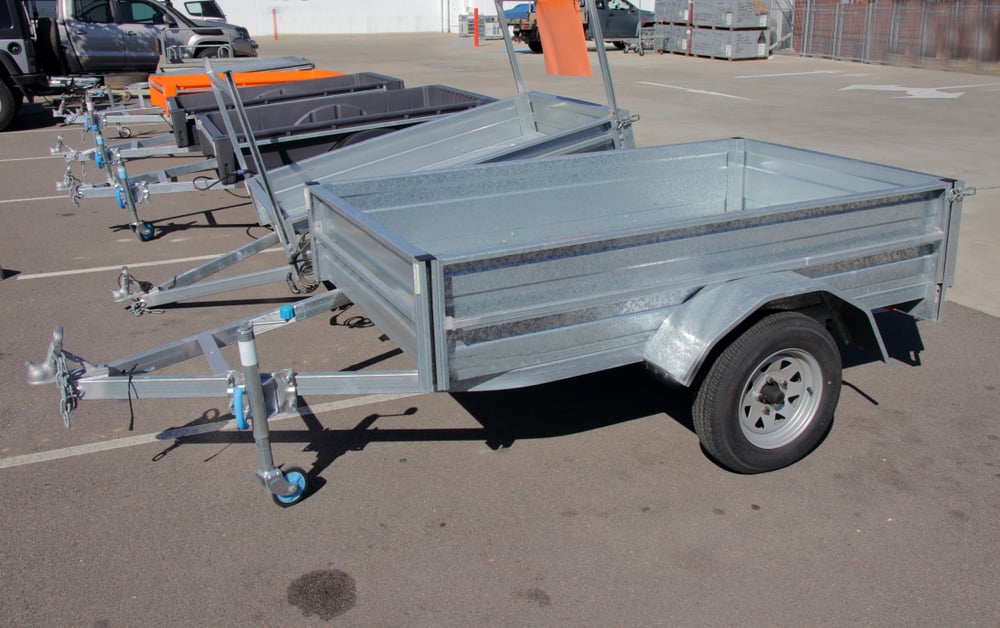 Turn a Utility Trailer Into an Enclosed Trailer