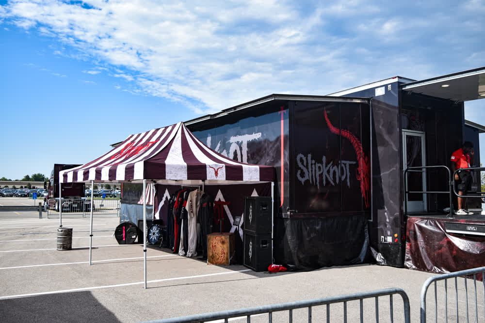 slipknot onsite double expandable trailer