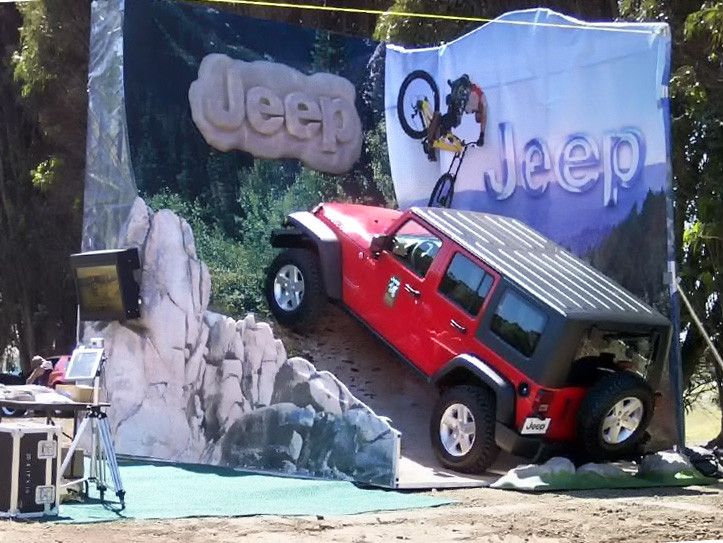 jeep experiential event elements