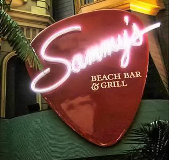 sammys beach bar and grill experiential event elements
