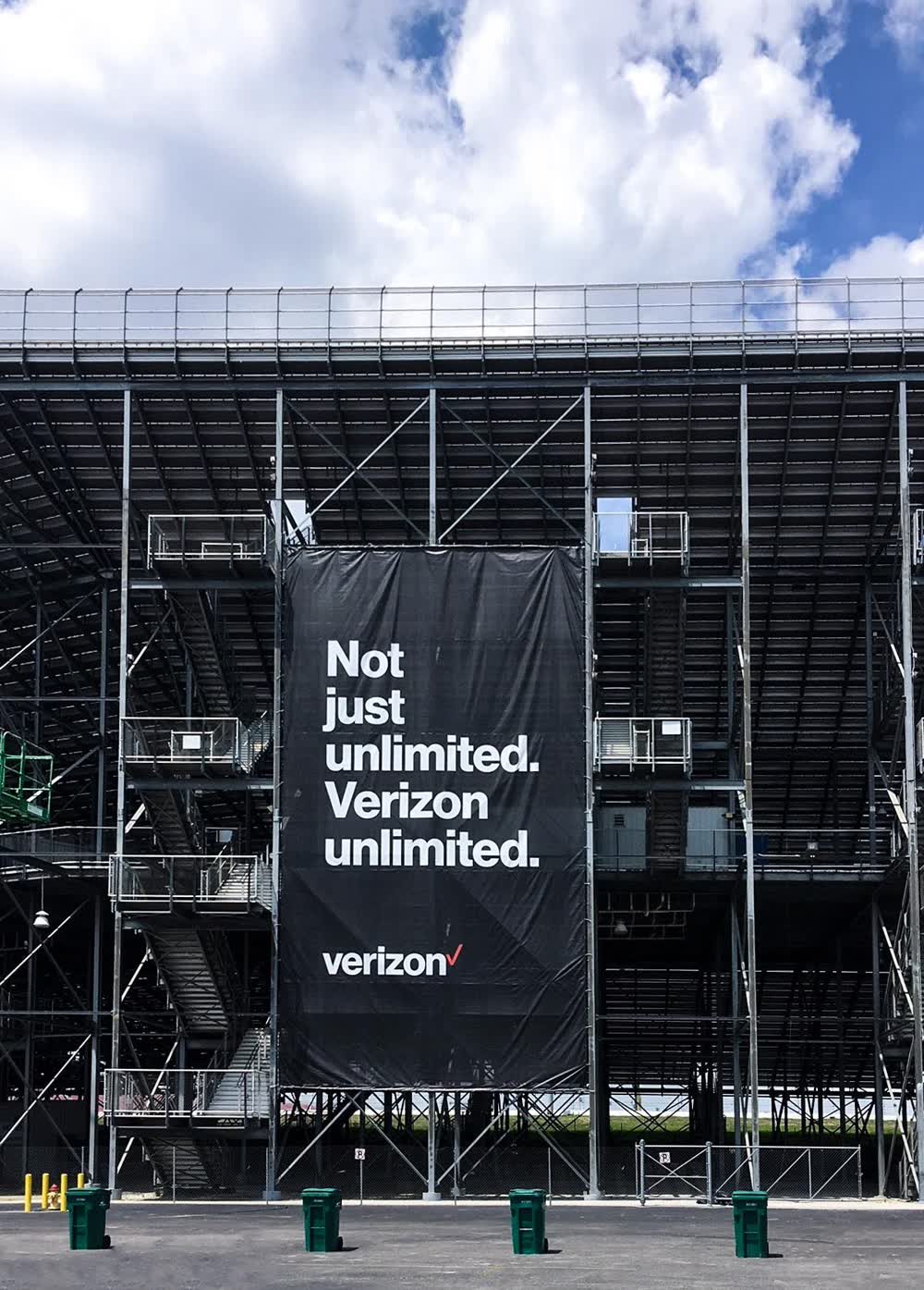 verizon wireless building wraps