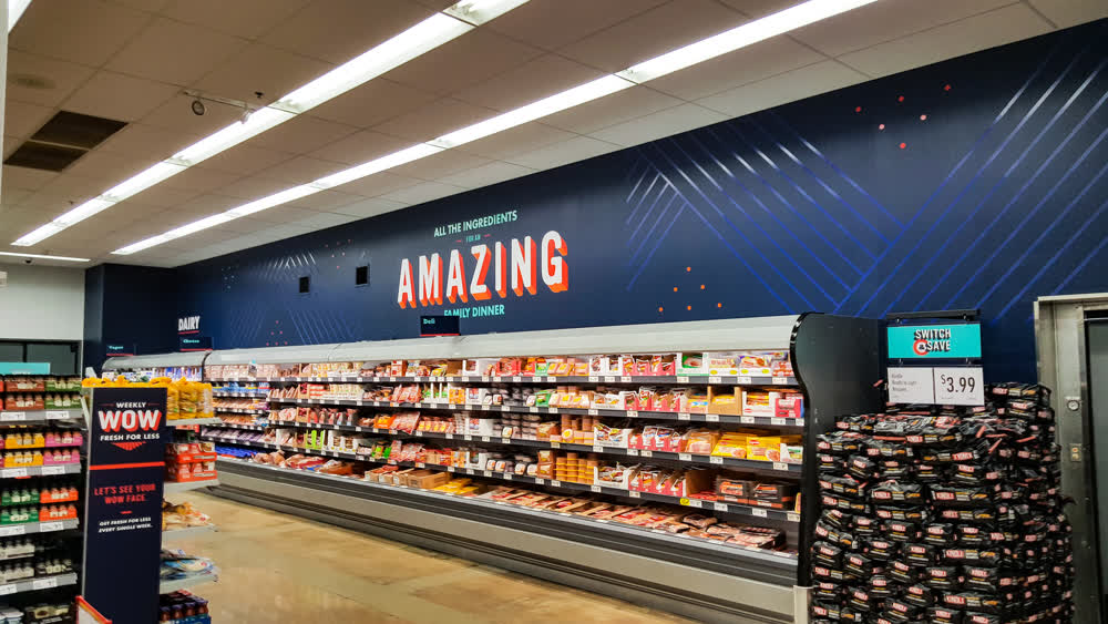save a lot retail graphics