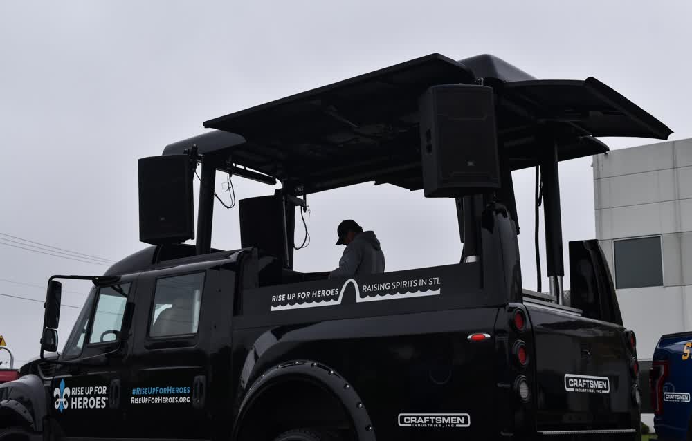 rise up for heros trailer leasing