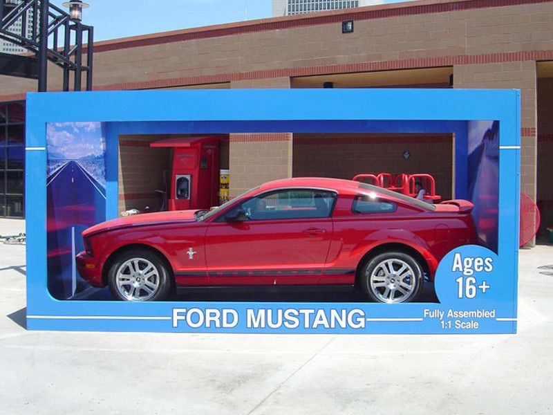 aeg - event graphics - ford mustang experiential event elements