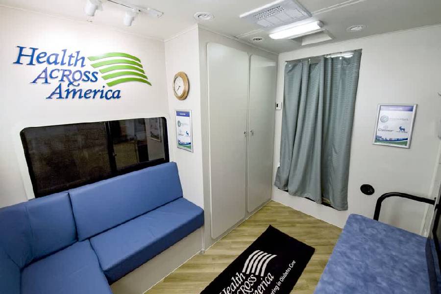 Mobile Medical Coaches-Bathrooms