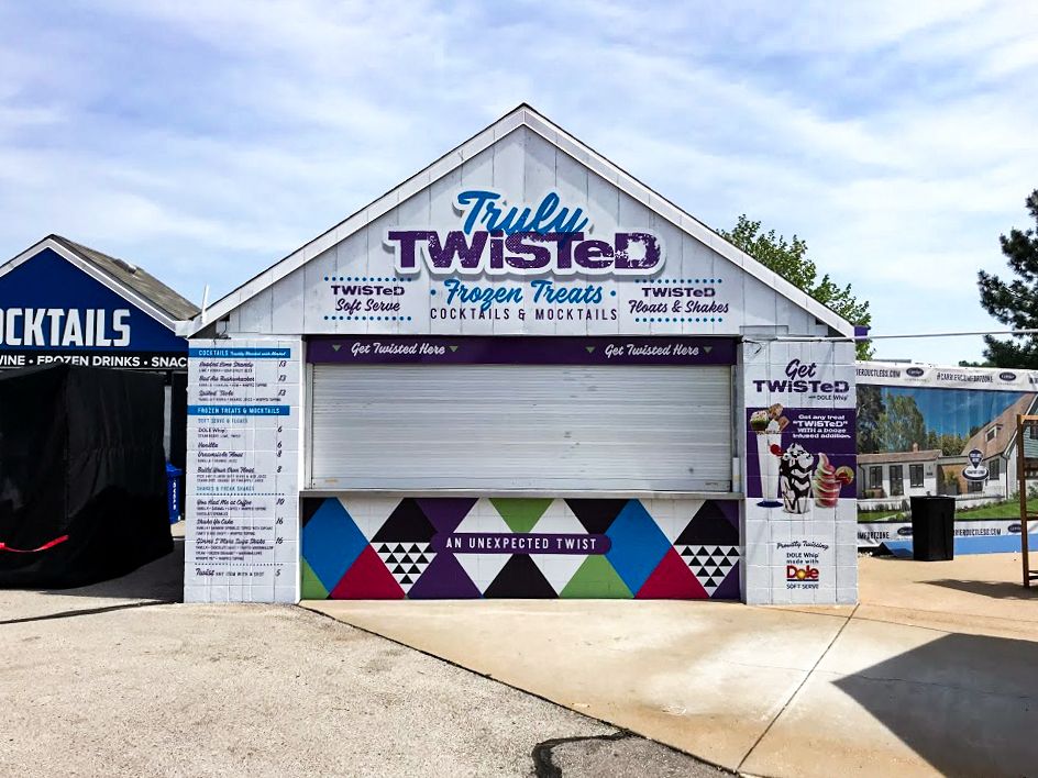 truly twisted retail graphics