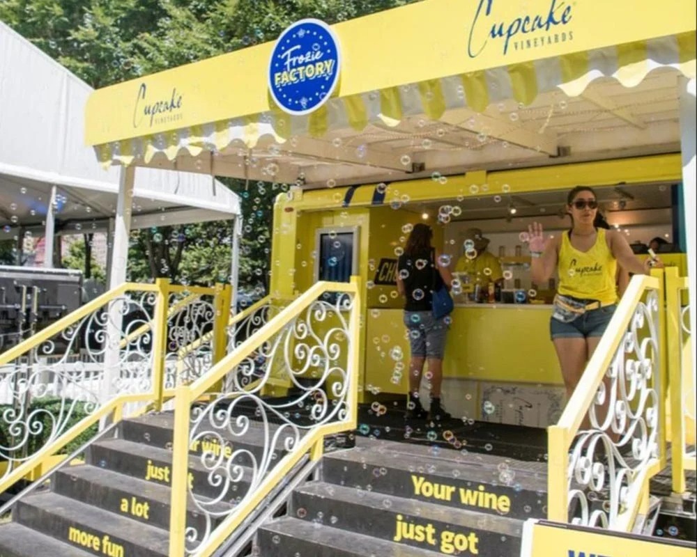 Cupcake Truck crop
