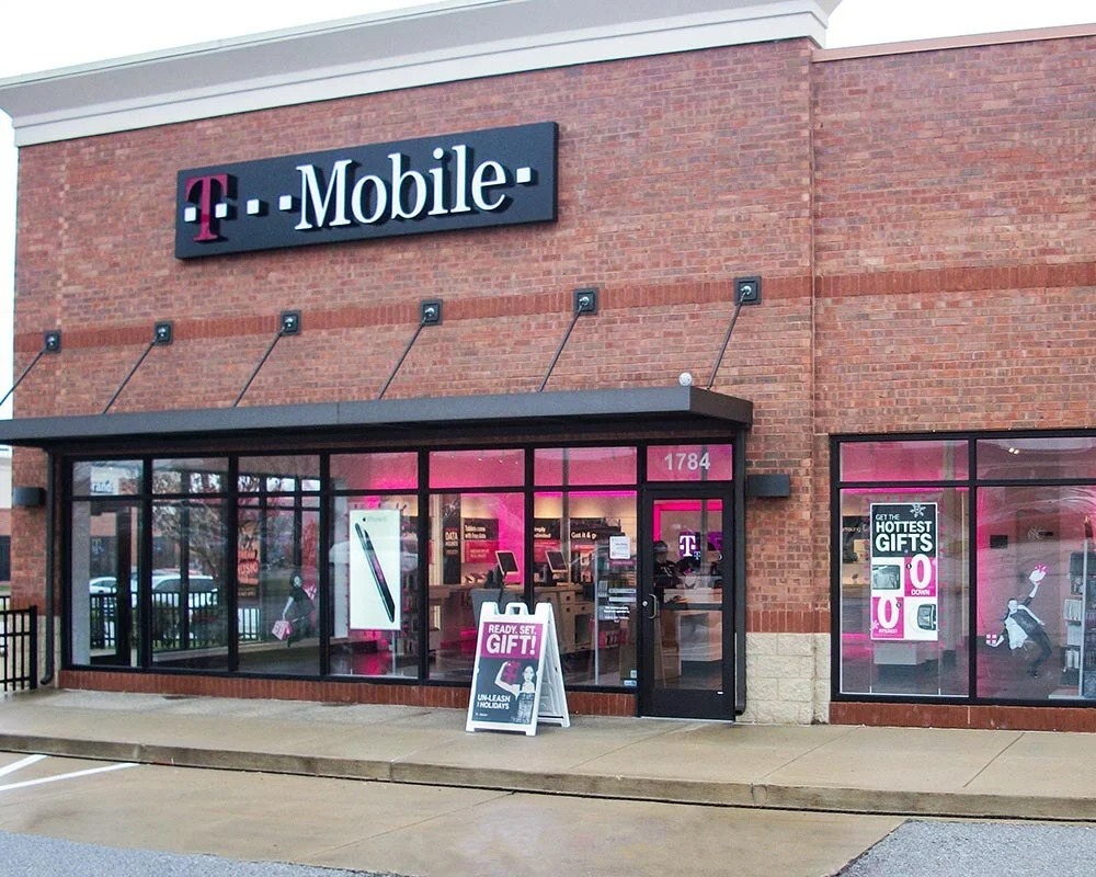 t mobile retail graphics